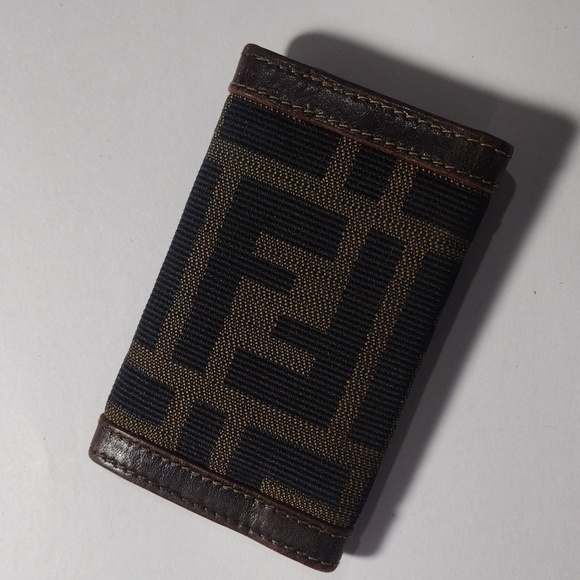 Vintage Fendi Brown Leather Zucca Six Hooks Key Case 3.75x2 25-in - Luxury "#04" - Picture 5 of 12